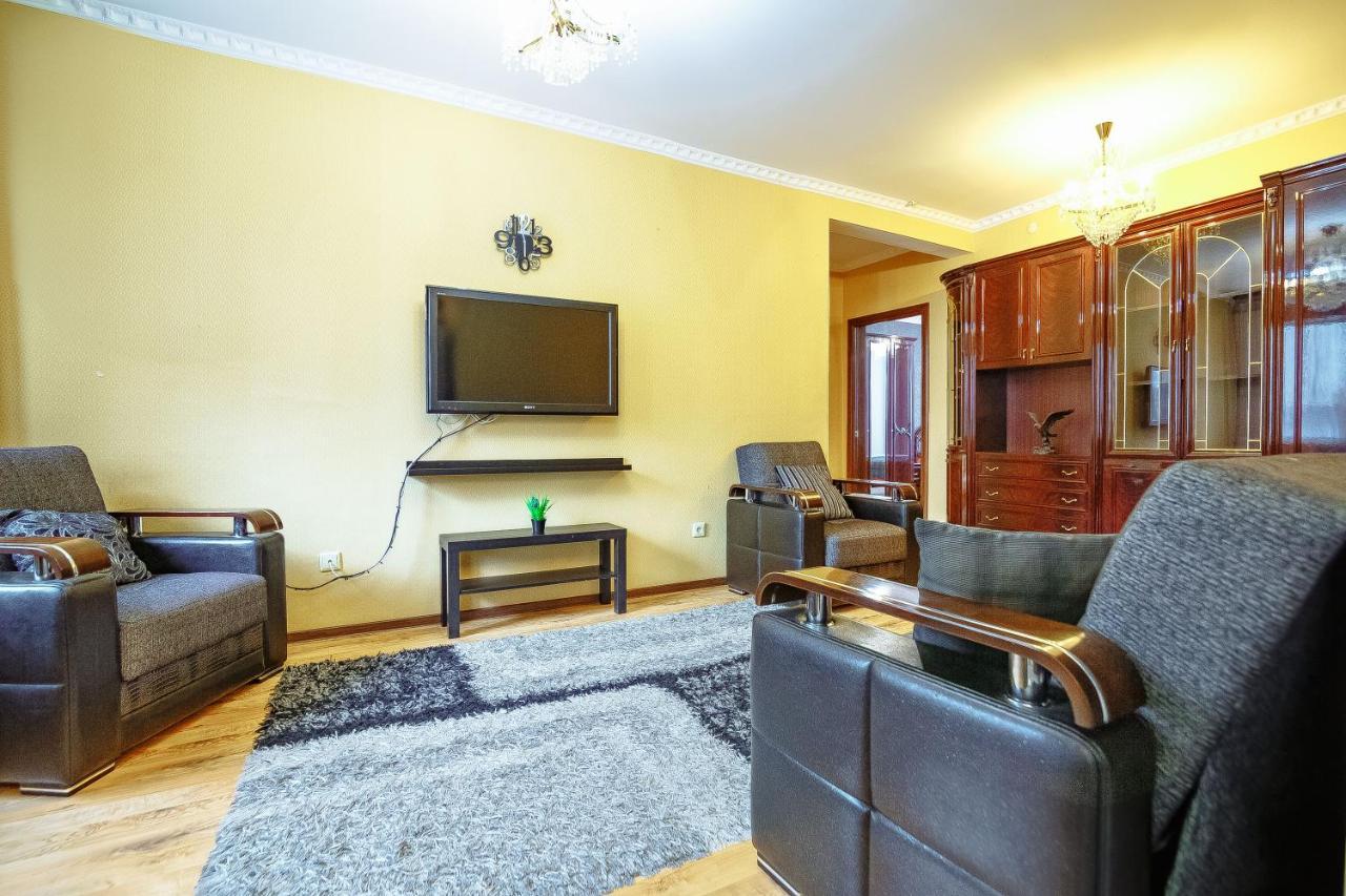 Two Bedroom Apartment On Syganak Street 64-1 Astaná Exterior foto